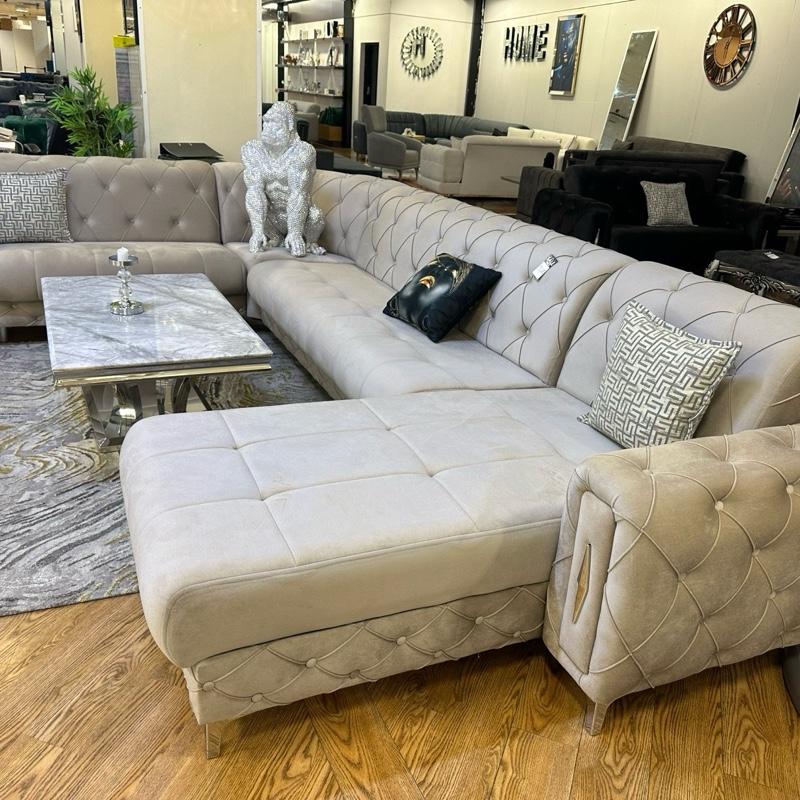 LUXURY EXTRA LARGE CORNER U SHAPE SOFA BED LOUNGER PLUSH VELVET 390cm x 250cm x 170cm WITH FIXED ARMS & UNDERSTORAGE FOR SMALL ITEMS
