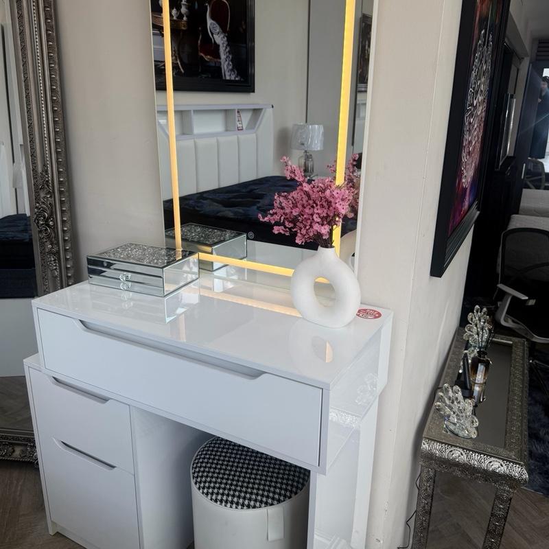 HIGH GLOSS WHITE DRESSING TABLE WITH MIRROR & STOOL