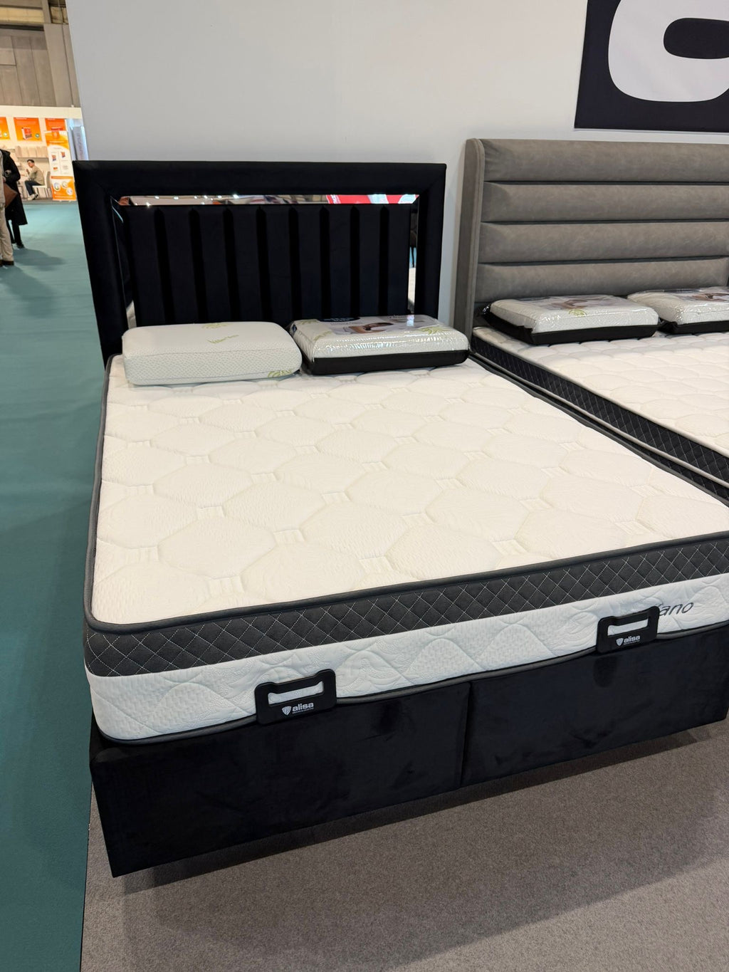 Alisa Luxury Ottoman Liftup High Quality Storage Bed Cream Gold Black Silver Grey Silver Modern Design Comfortable Versatile