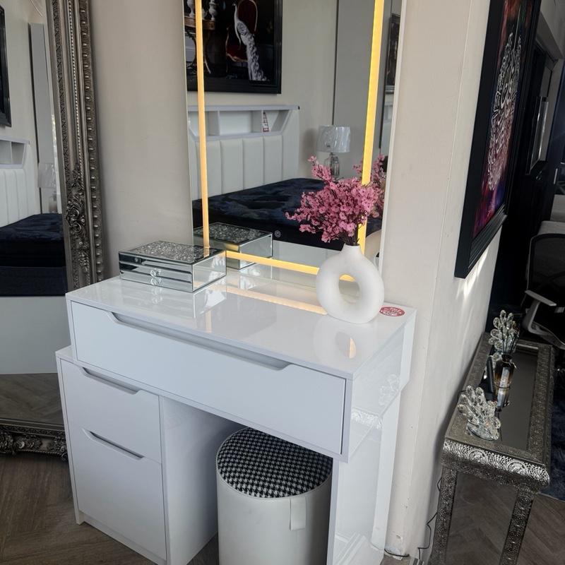 HIGH GLOSS WHITE DRESSING TABLE WITH MIRROR & STOOL